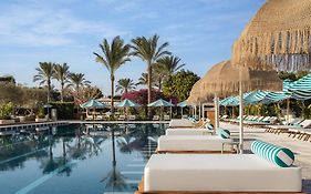 Desert Rose Resort